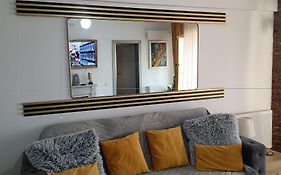 Silver De Lux